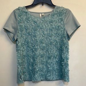 Lauren Conrad light blue floral shirt! Very lightweight and fun!